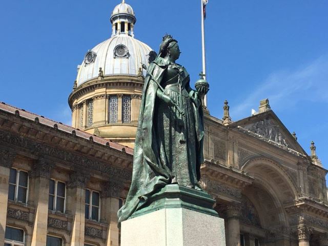 queen Victoria bronze