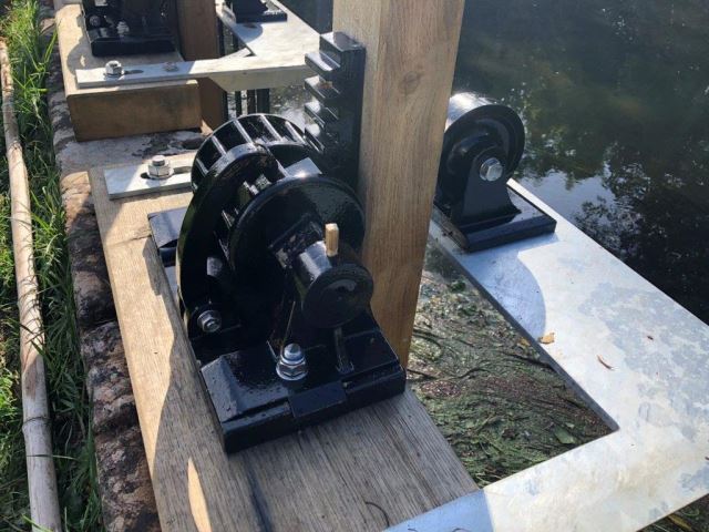 sluice gate